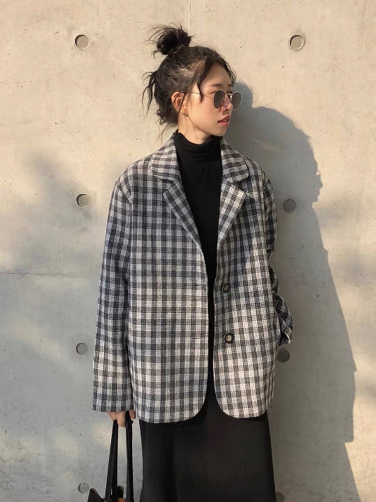 Blazer kẻ xinh