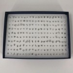 Hộp khuyên tai 100 đôi J0004