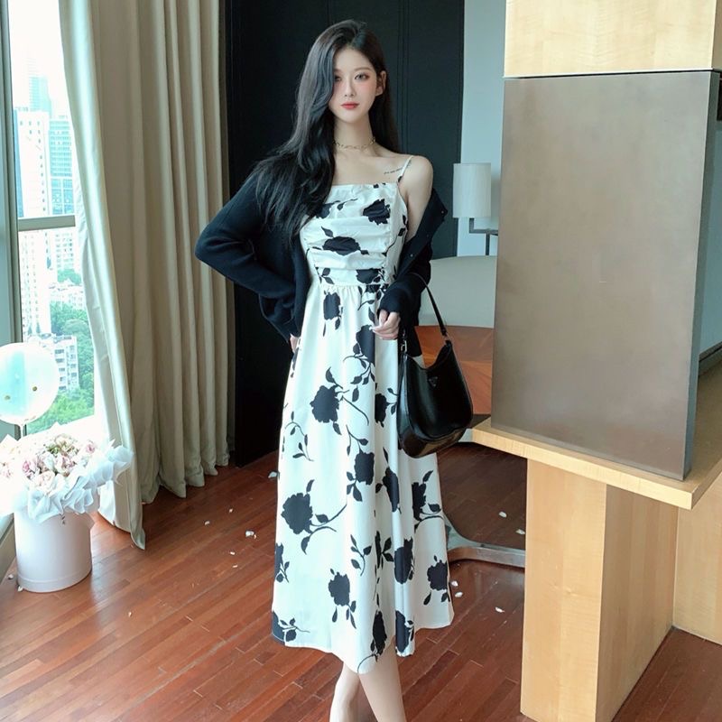 Set váy hoa kèm cardigan khoác ngoài SN0021