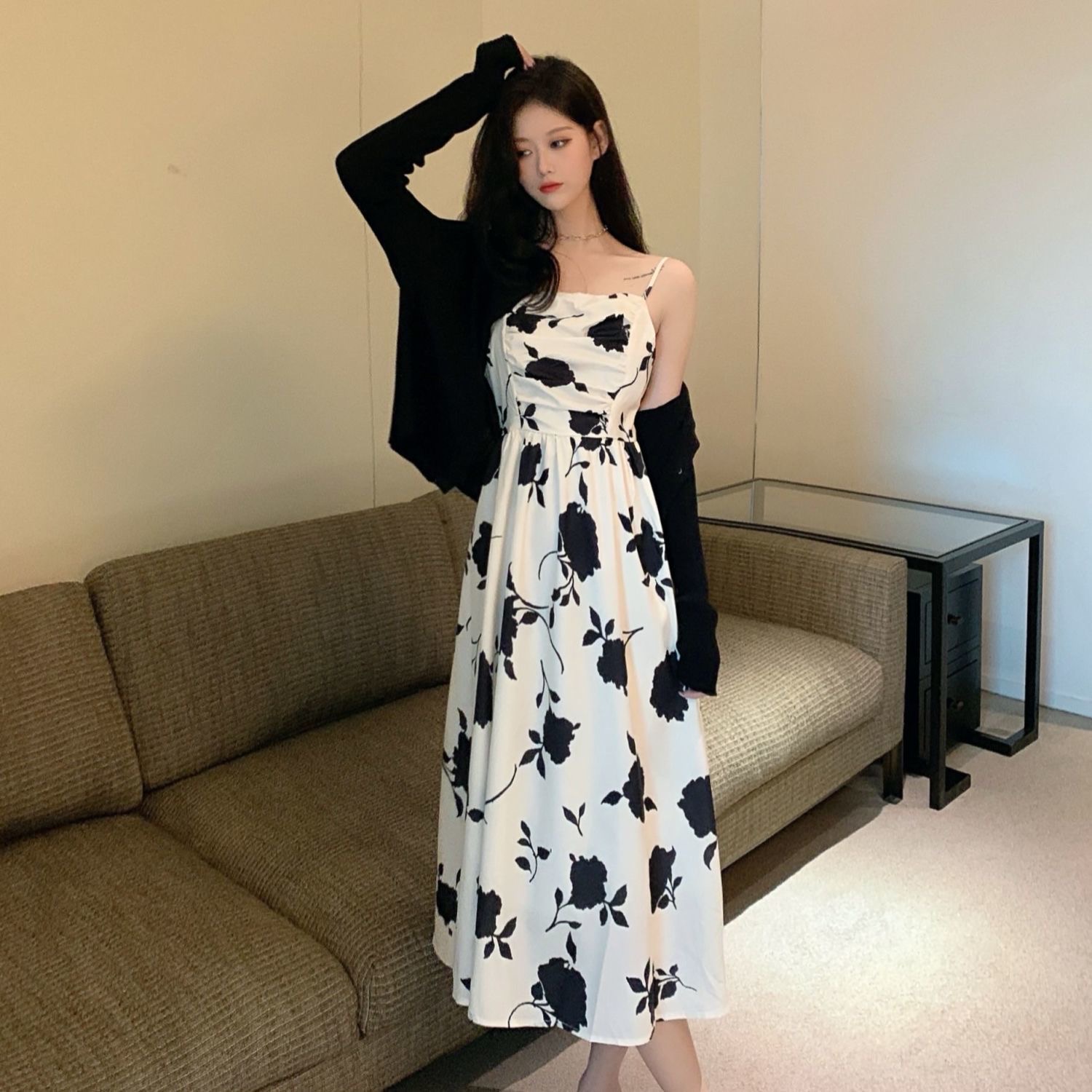 Set váy hoa kèm cardigan khoác ngoài SN0021