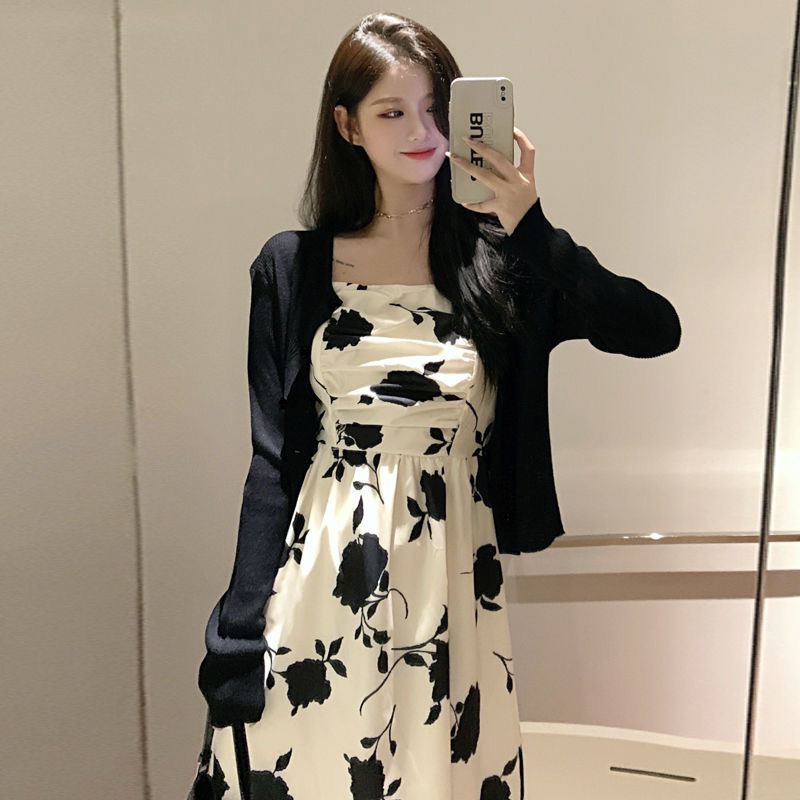 Set váy hoa kèm cardigan khoác ngoài SN0021